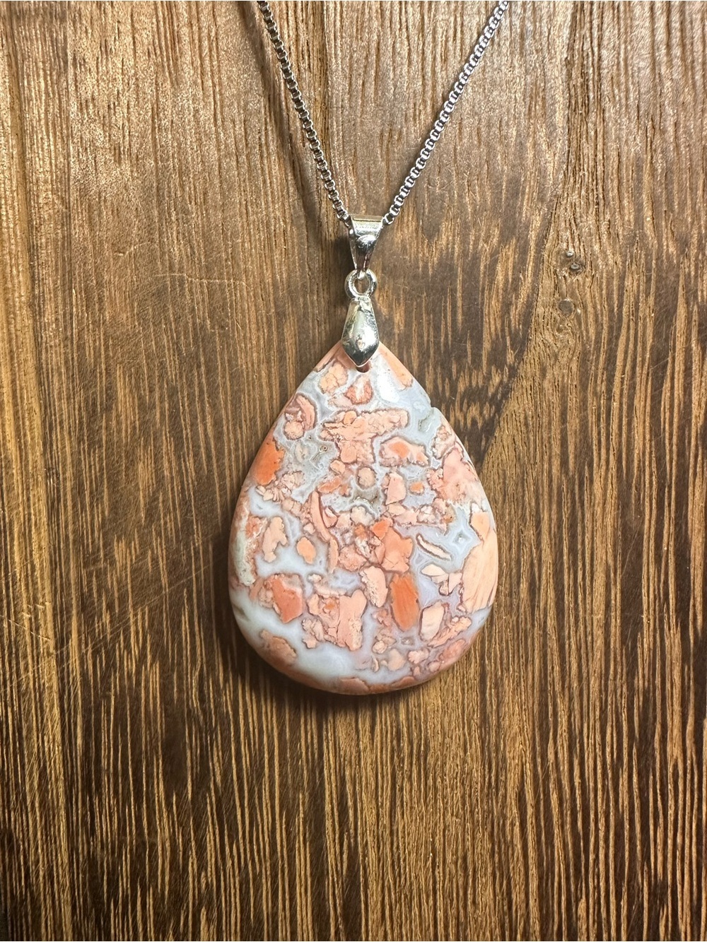 RESERVED Petal Agate Teardrop Pendant Necklace on Chain - Picture 4 of 11